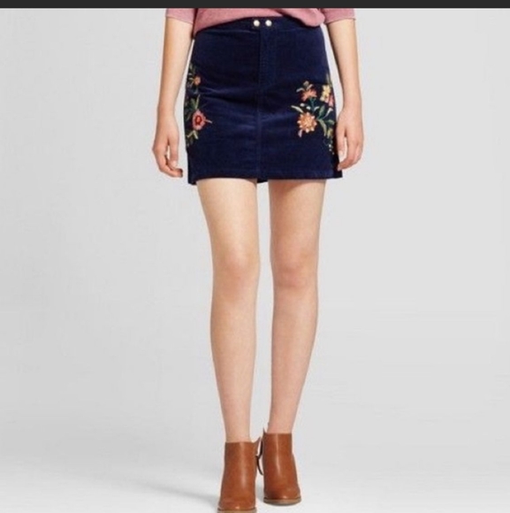 Mossimo Supply Co. Dresses & Skirts - Mossimo Navy embroidered corduroy Skirt